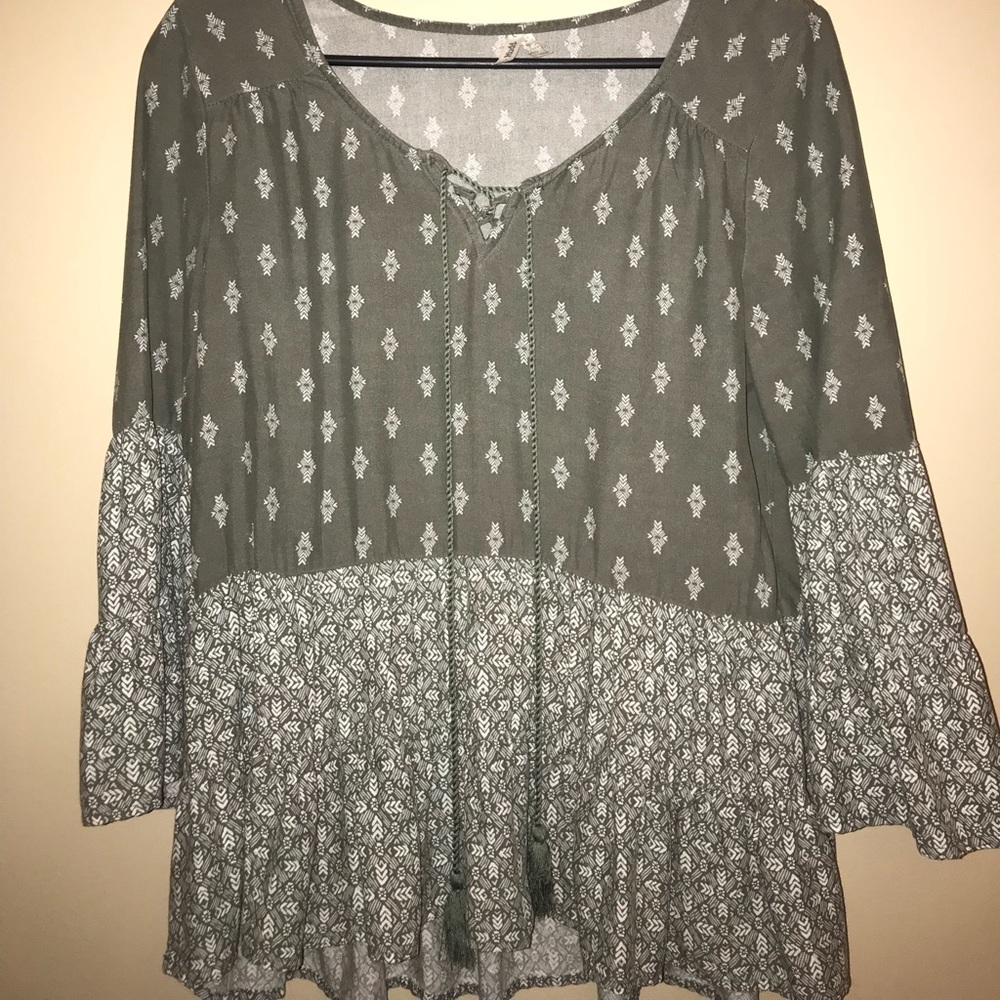 Camo green top